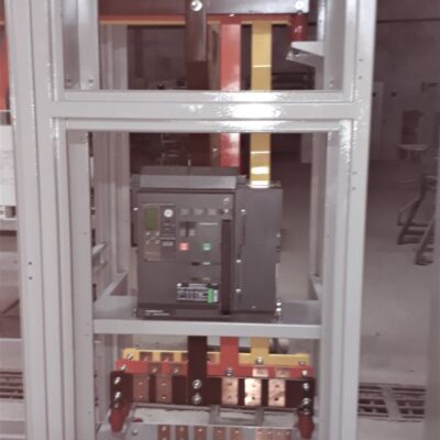 BREAKER GENERAL DE POTENCIA GE 3P-1600A 480V PARA TRANSFORMADOR DE 1000KVA